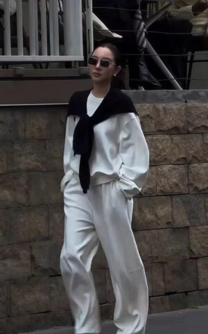 Monochrome Wide-Leg Lounge Set